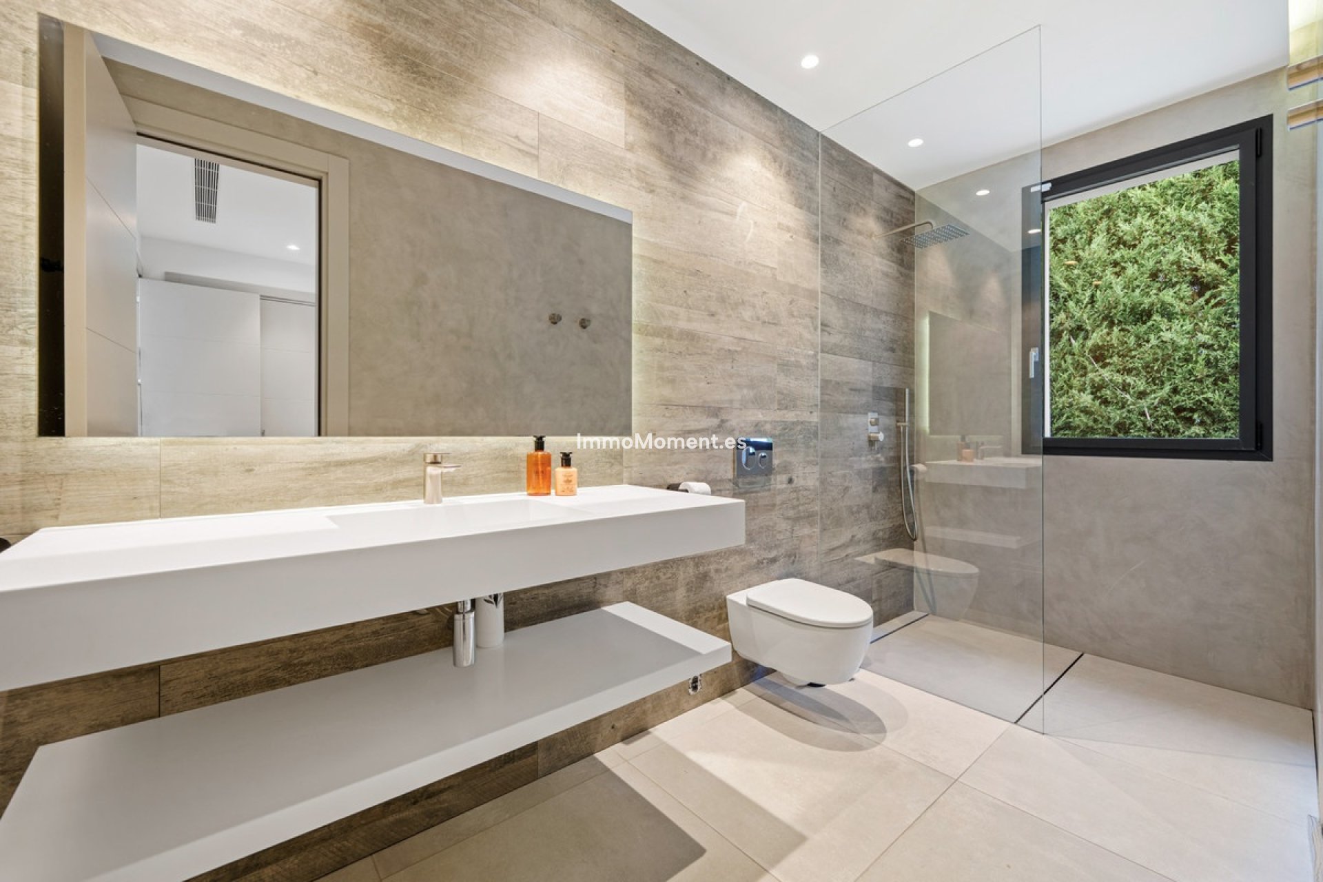 Resale - Villa - Marbella - Nueva Andalucía