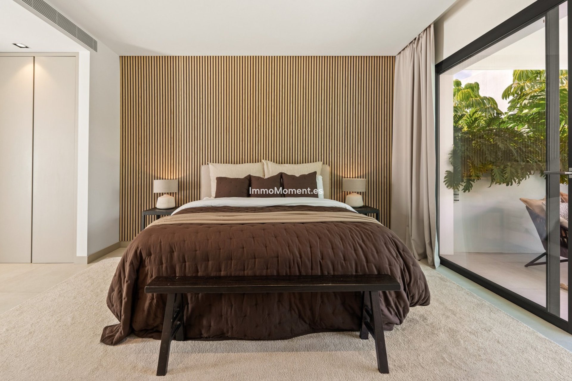 Resale - Villa - Marbella - Nueva Andalucía