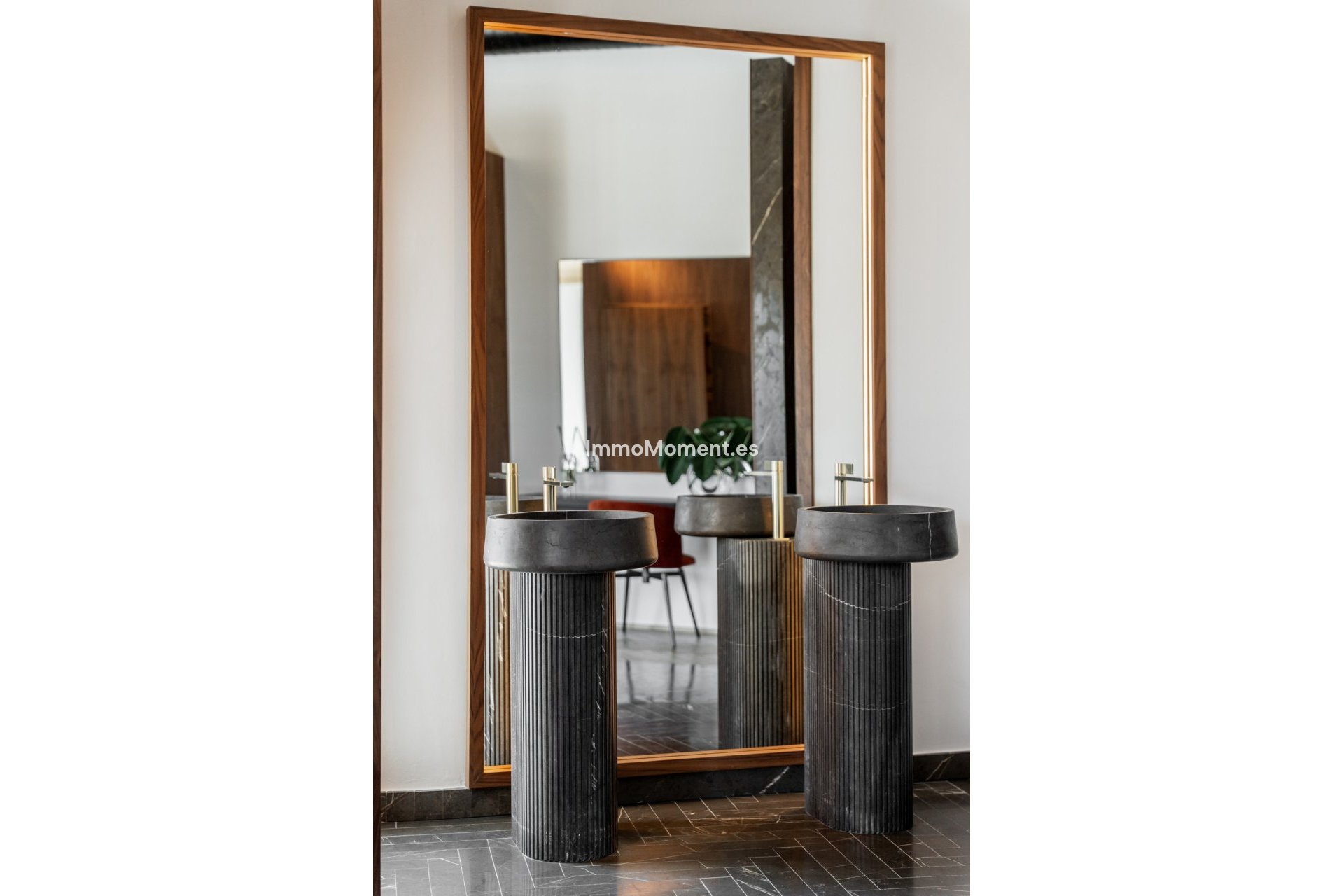 Resale - Villa - Marbella - Nueva Andalucía