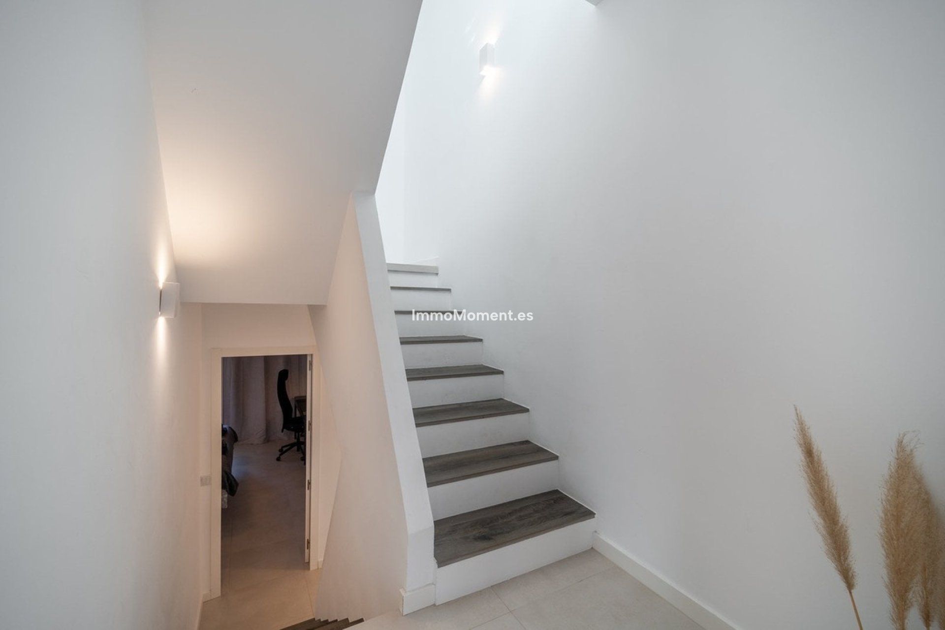 Resale - Villa - Marbella - Nueva Andalucía