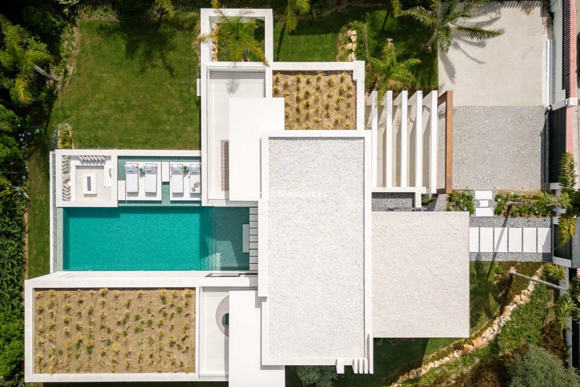 Resale - Villa - Marbella - Nueva Andalucía