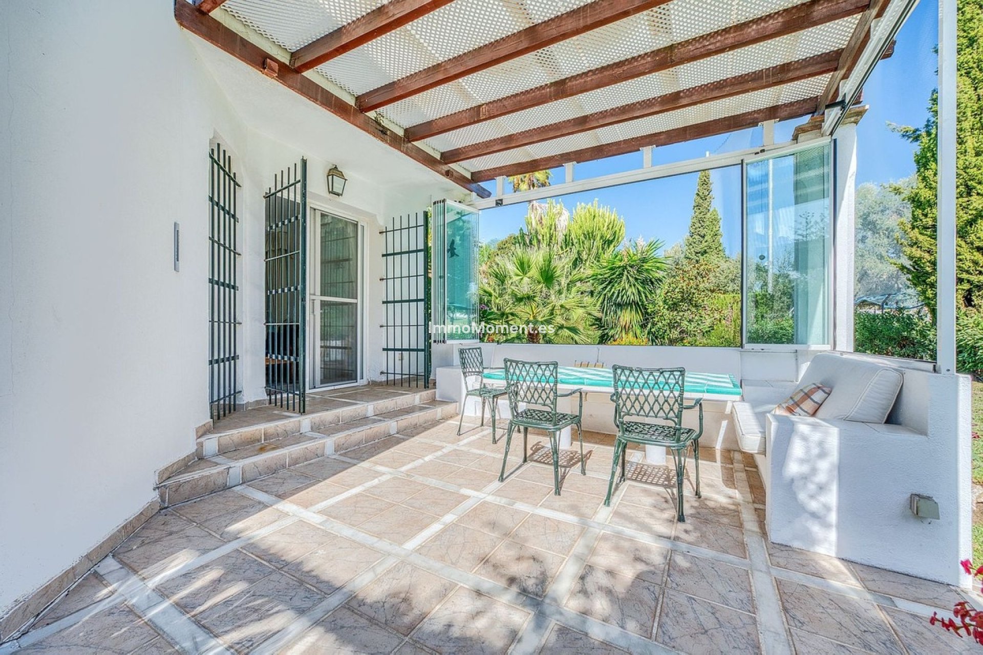 Resale - Villa - Marbella - Nueva Andalucía