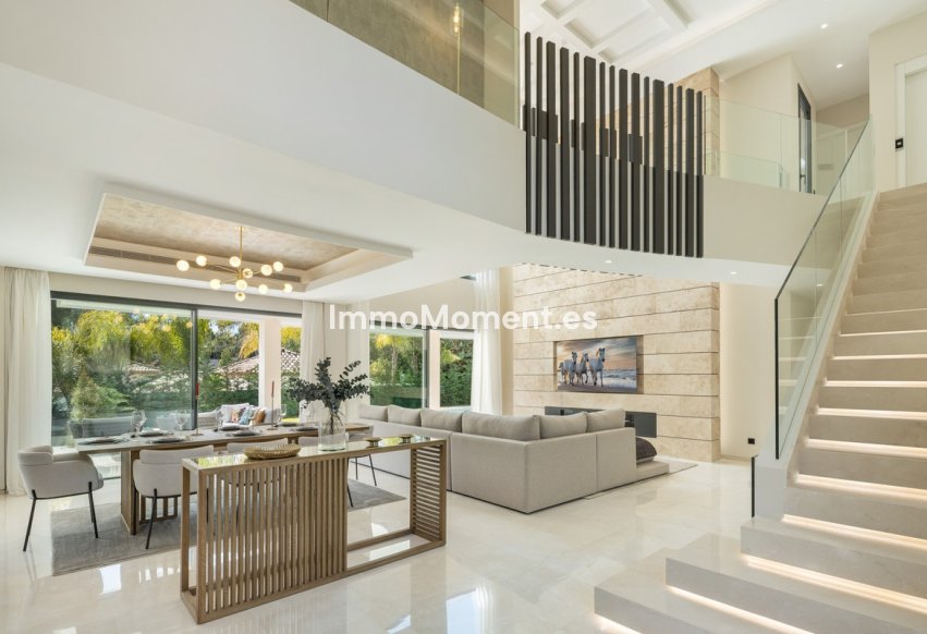 Resale - Villa - Marbella - Nueva Andalucía