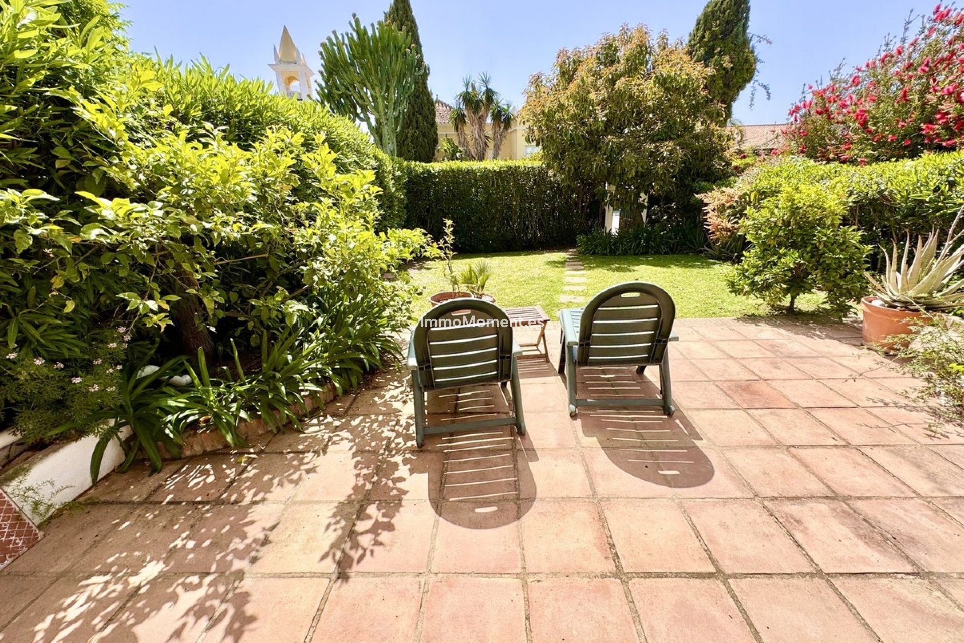 Resale - Villa - Marbella - Nueva Andalucía