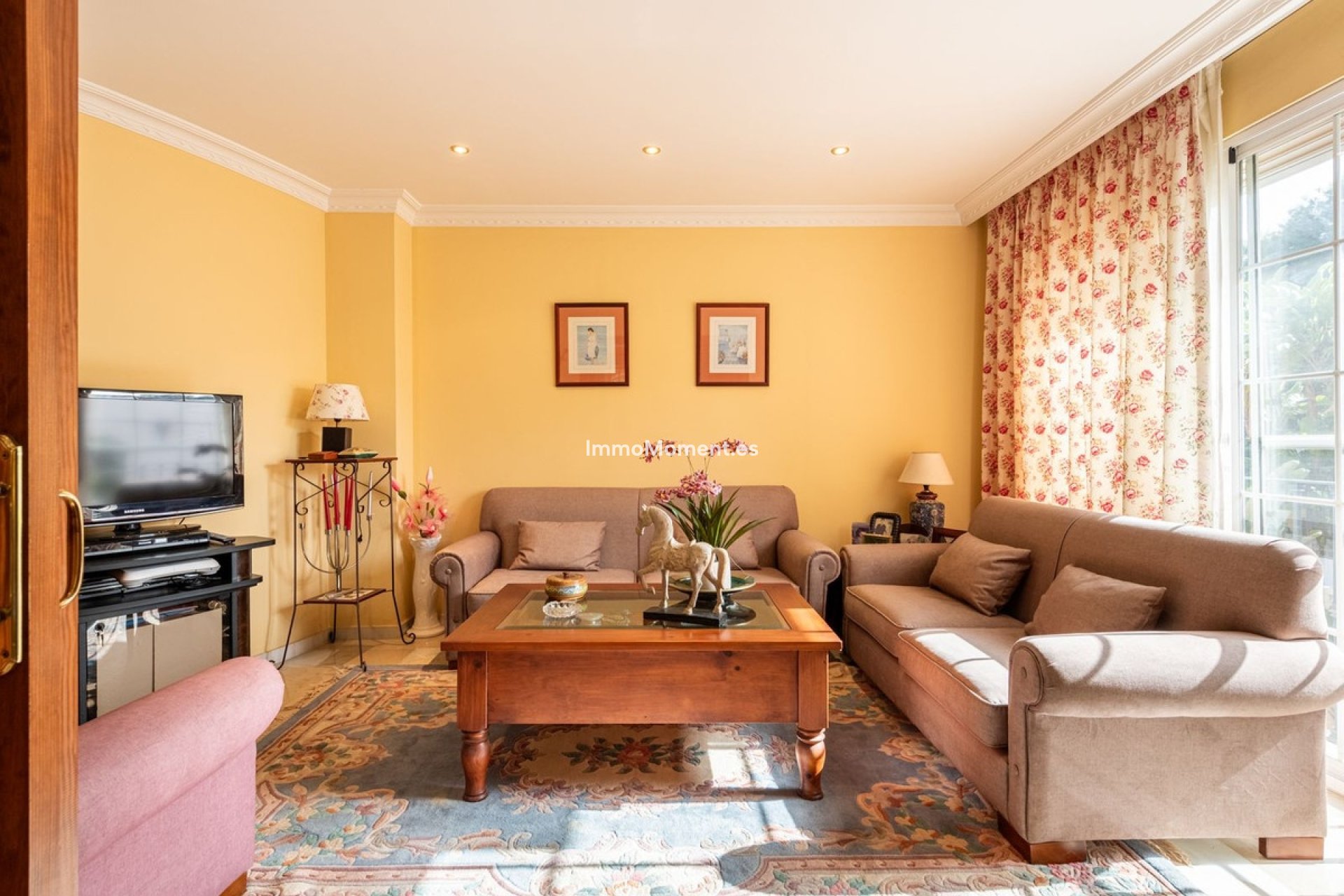 Resale - Villa - Marbella - Nueva Andalucía