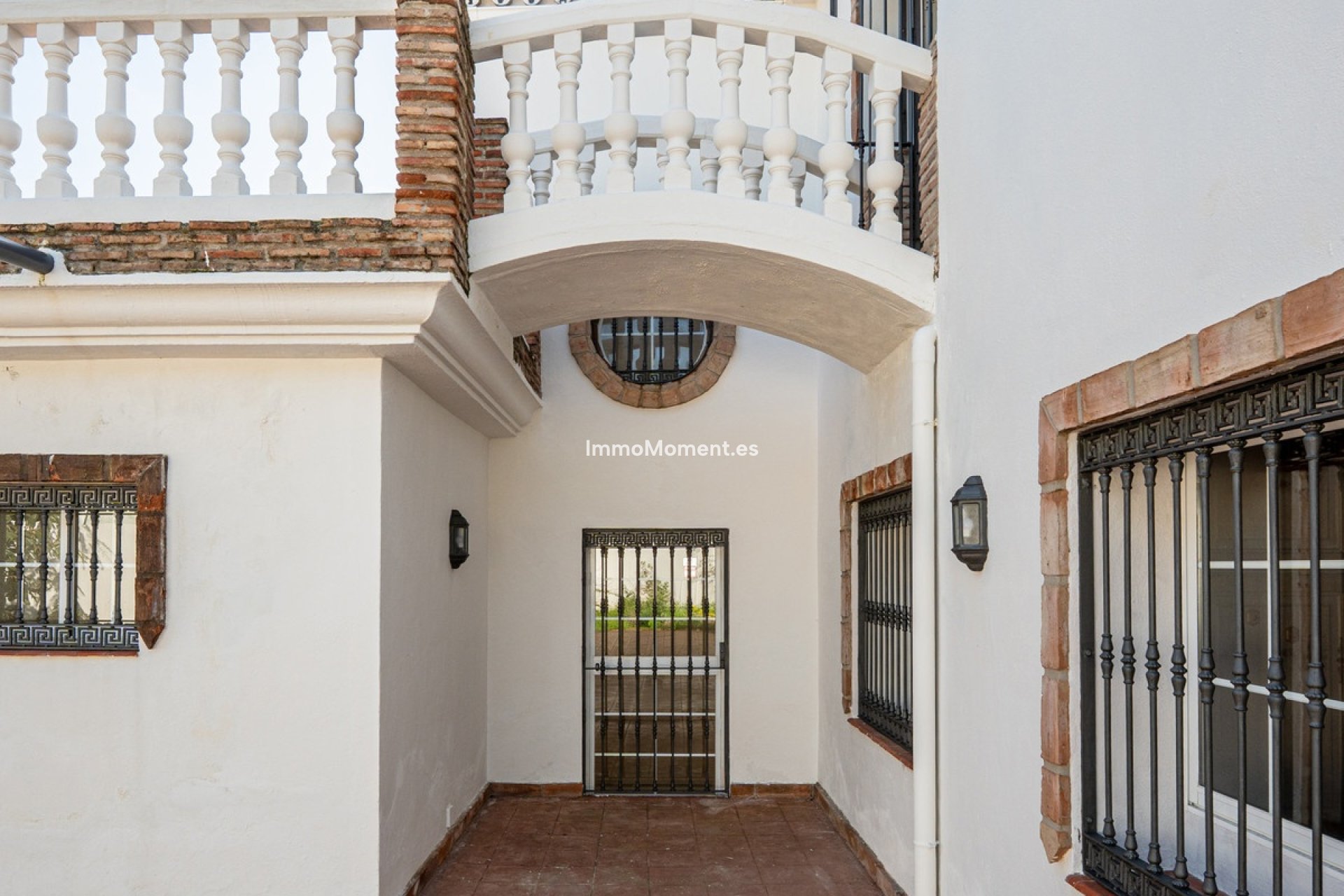 Resale - Villa - Marbella - Nueva Andalucía