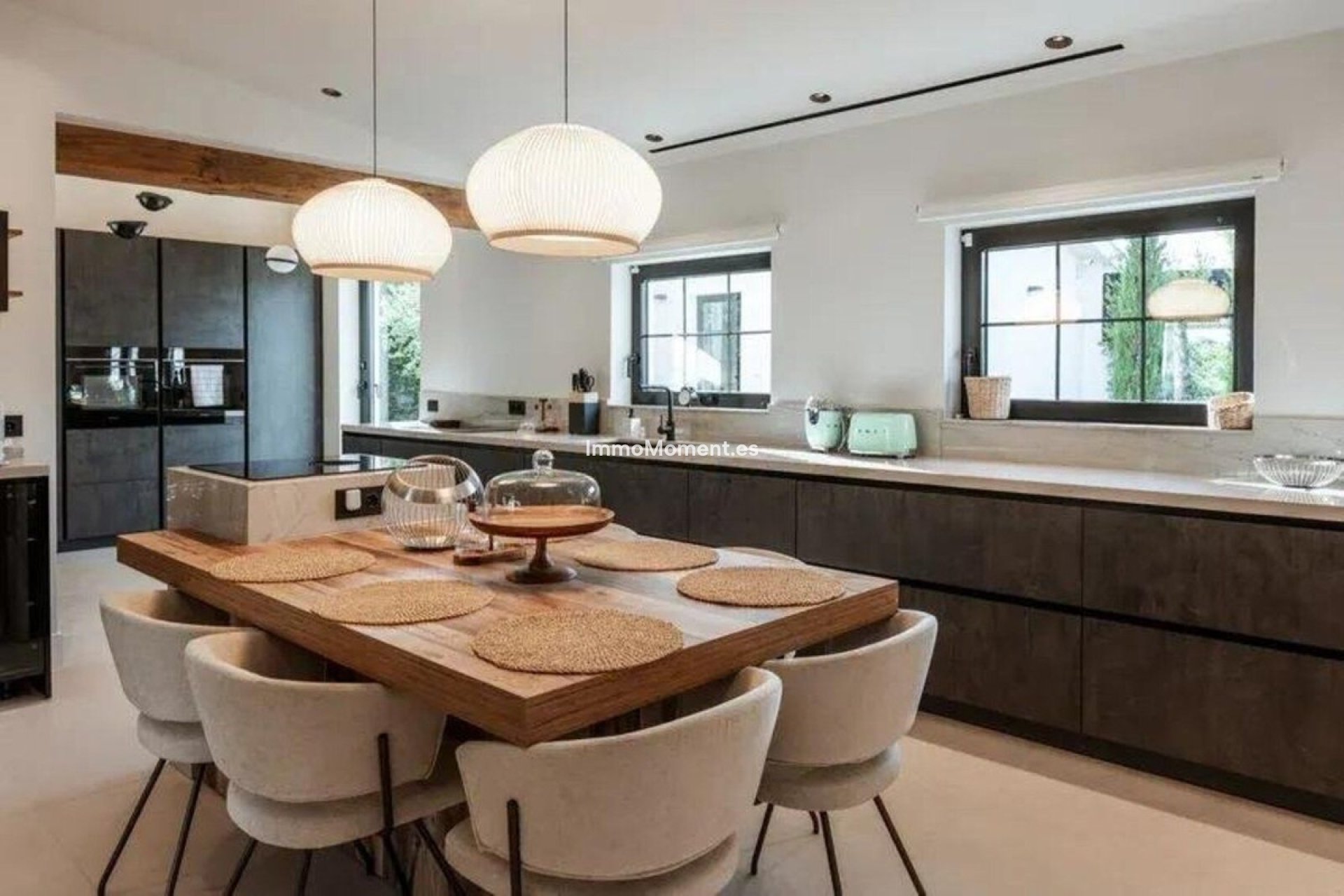 Resale - Villa - Marbella - Puerto Banús