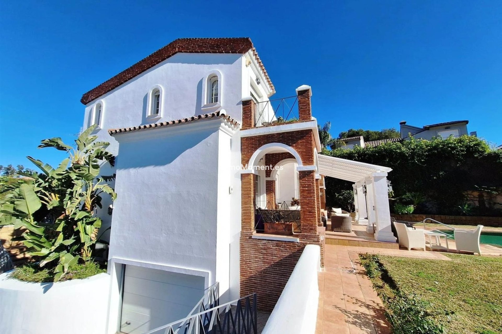 Resale - Villa - Marbella - Puerto Banús