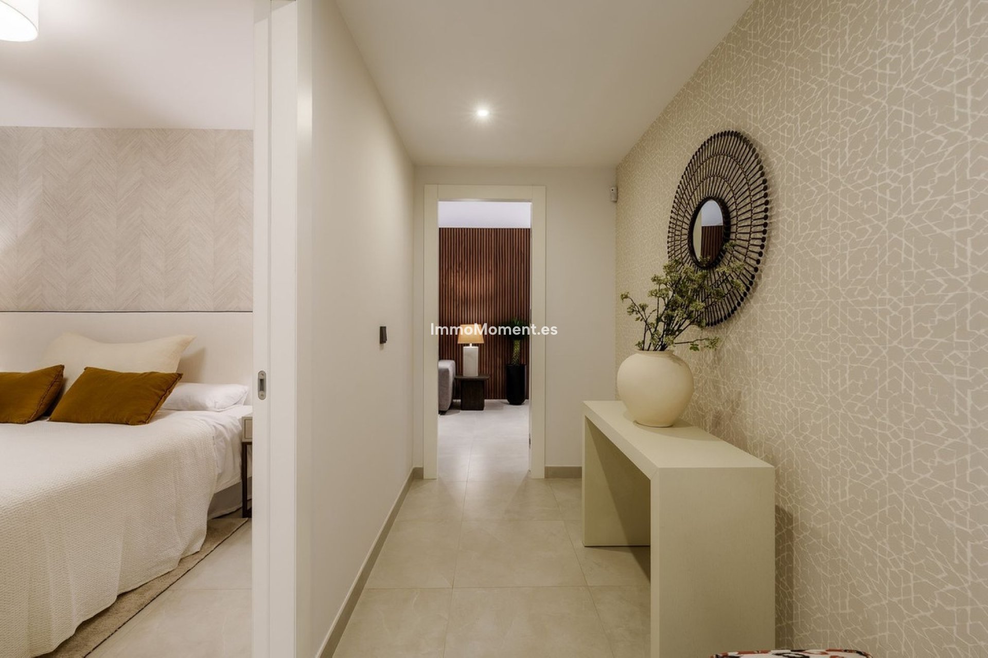 Resale - Villa - Marbella - Puerto Banús