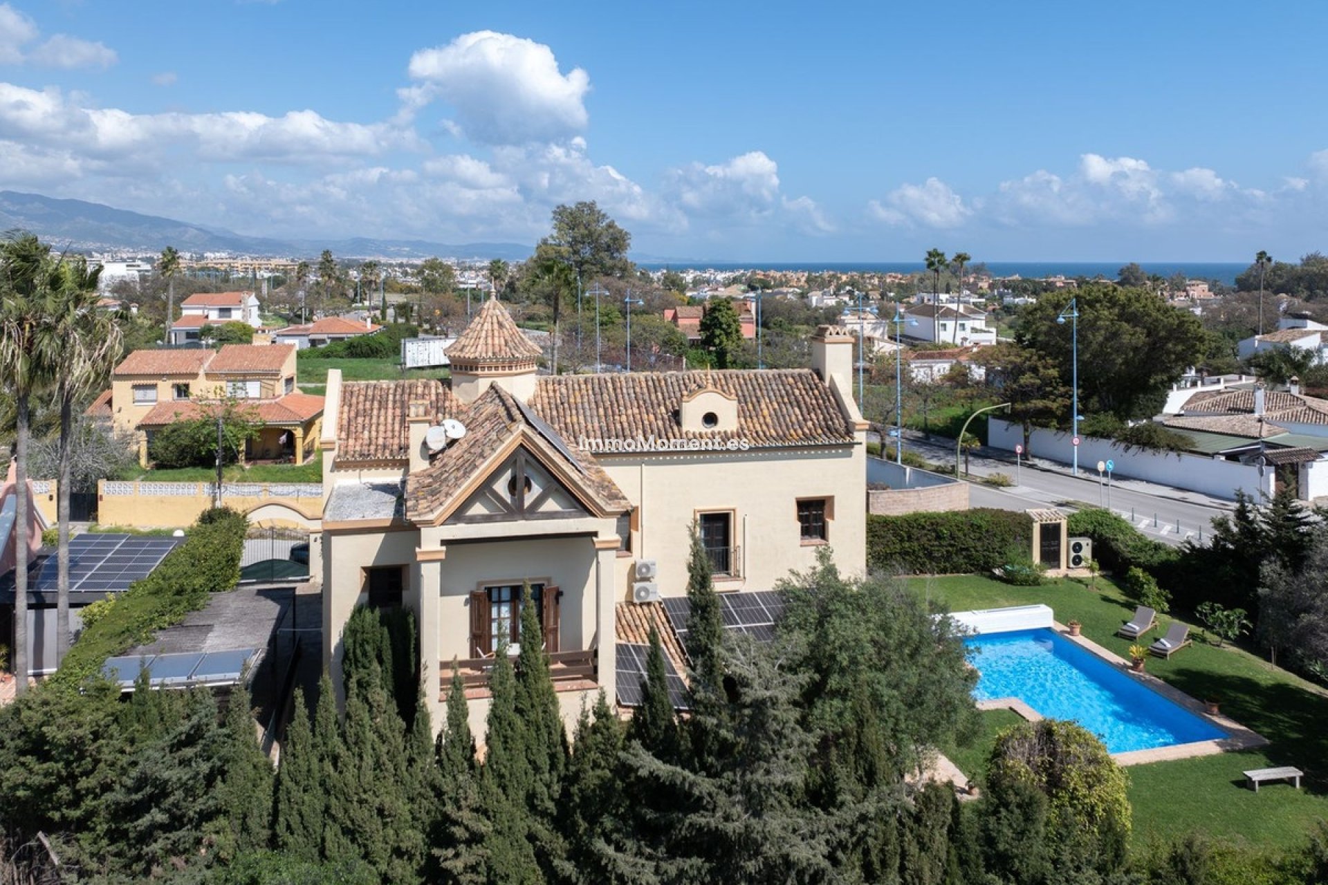 Resale - Villa - Marbella - San Pedro de Alcántara