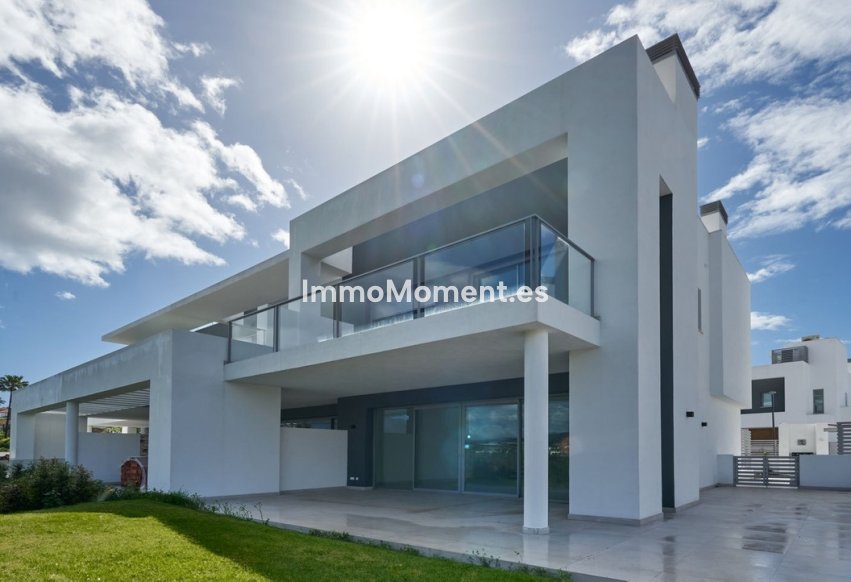 Resale - Villa - Marbella - San Pedro de Alcántara