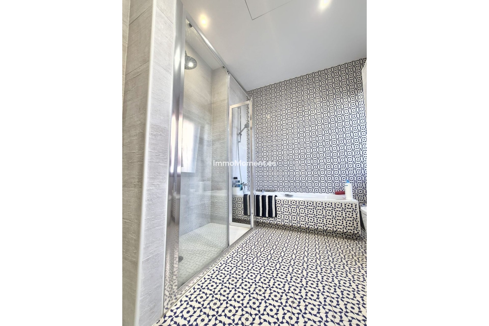 Resale - Villa - Marbella - San Pedro de Alcántara