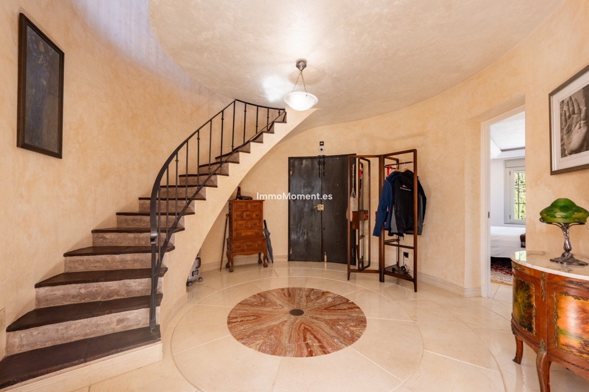 Resale - Villa - Marbella - San Pedro de Alcántara