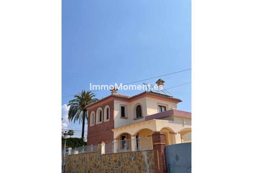 Resale - Villa - Marbella - San Pedro de Alcántara