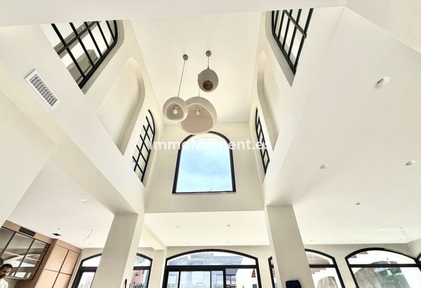 Resale - Villa - Marbella - San Pedro de Alcántara