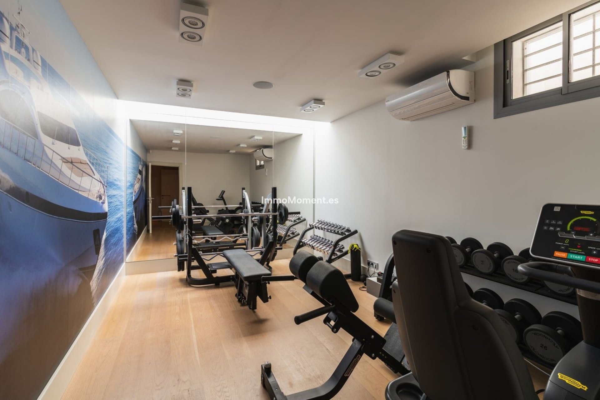 Resale - Villa - Marbella - Santa Clara