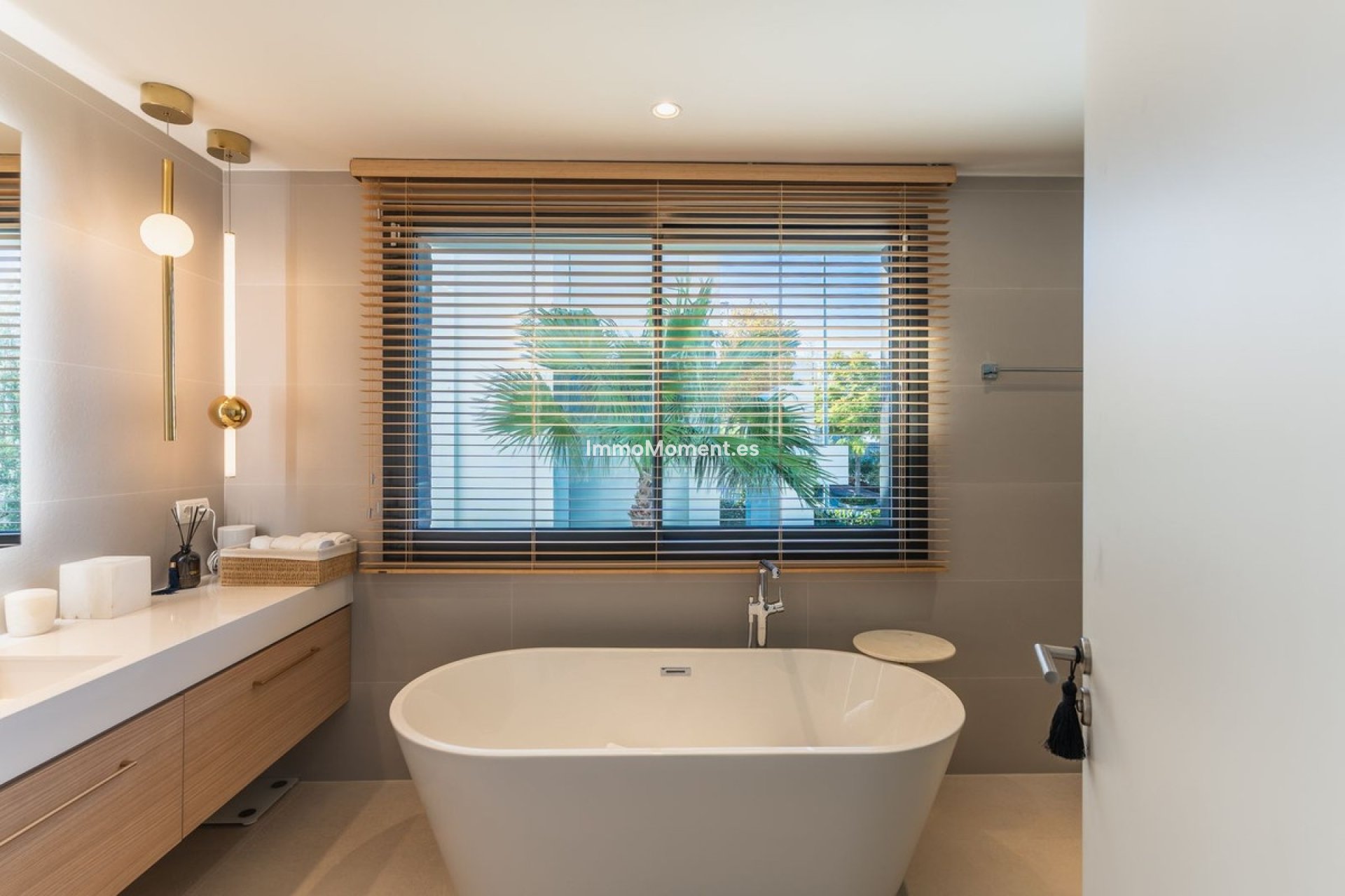 Resale - Villa - Marbella - Santa Clara