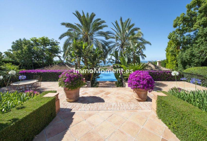 Resale - Villa - Marbella - Sierra Blanca