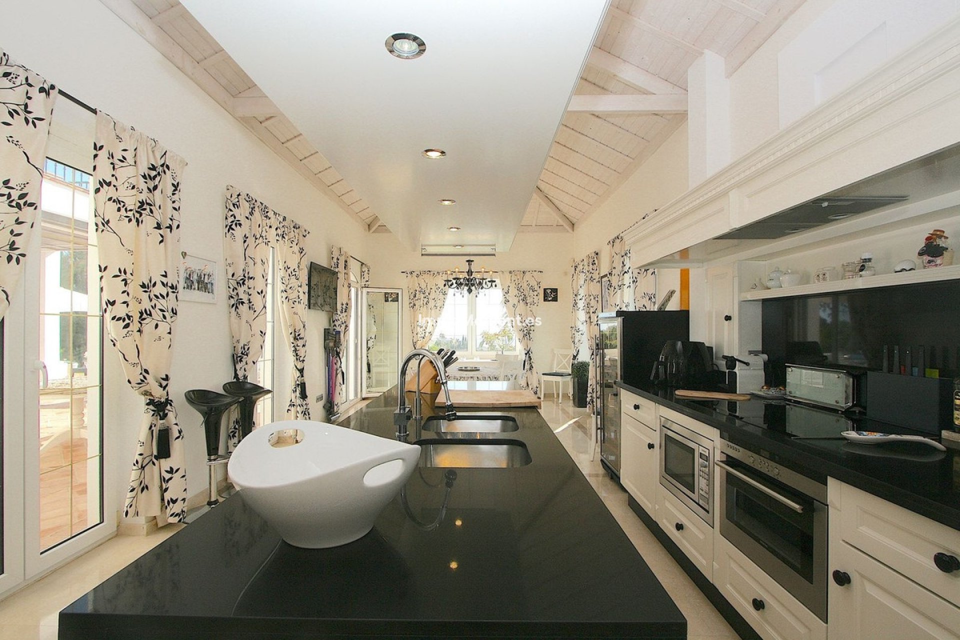 Resale - Villa - Mijas - Mijas Centro