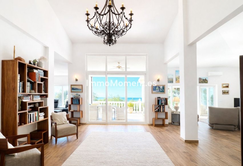 Resale - Villa - Mijas - Mijas Centro