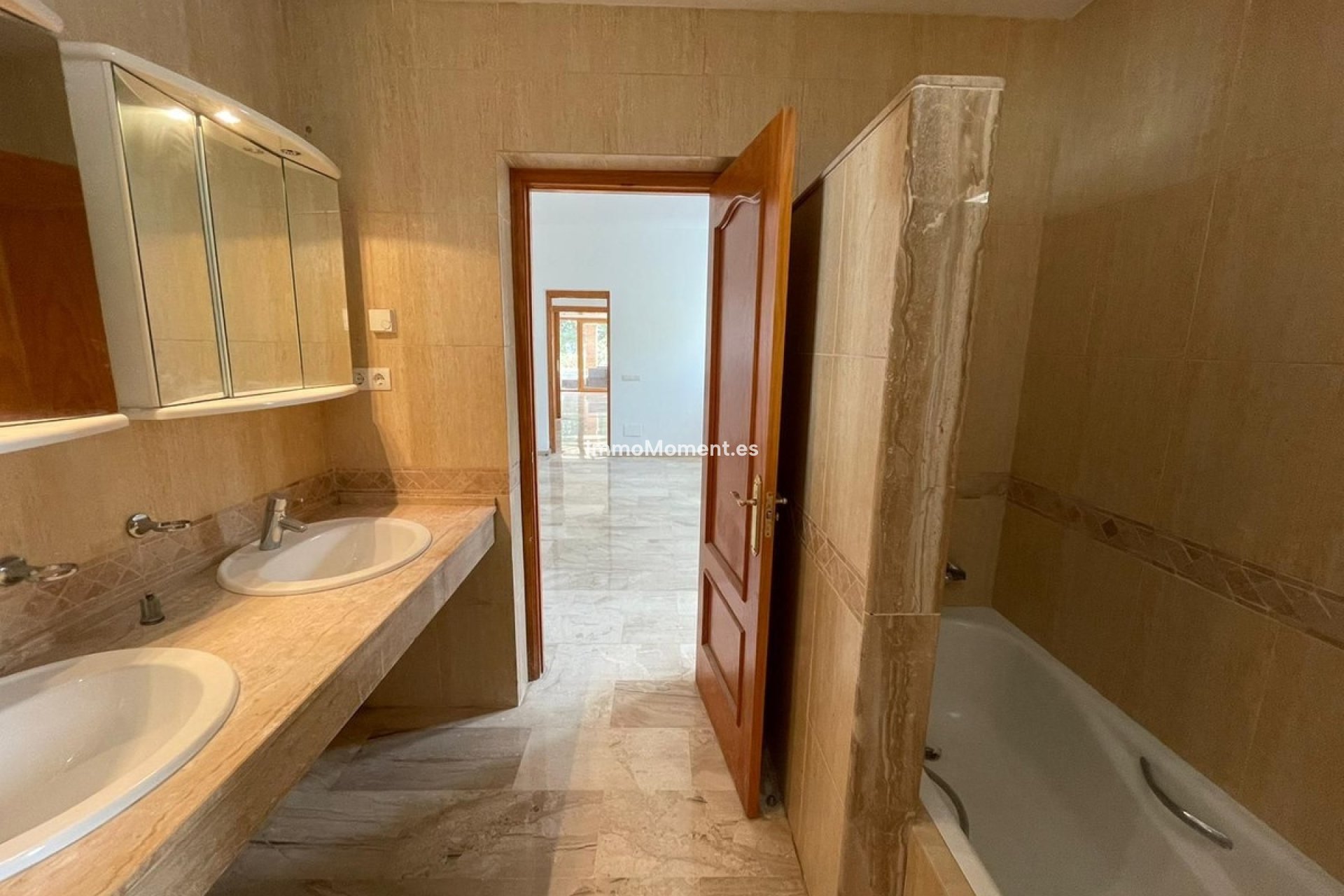 Resale - Villa - Mijas - Mijas Centro