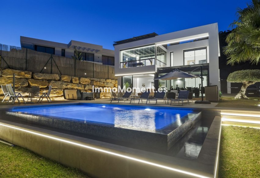 Resale - Villa - Mijas - Mijas Centro