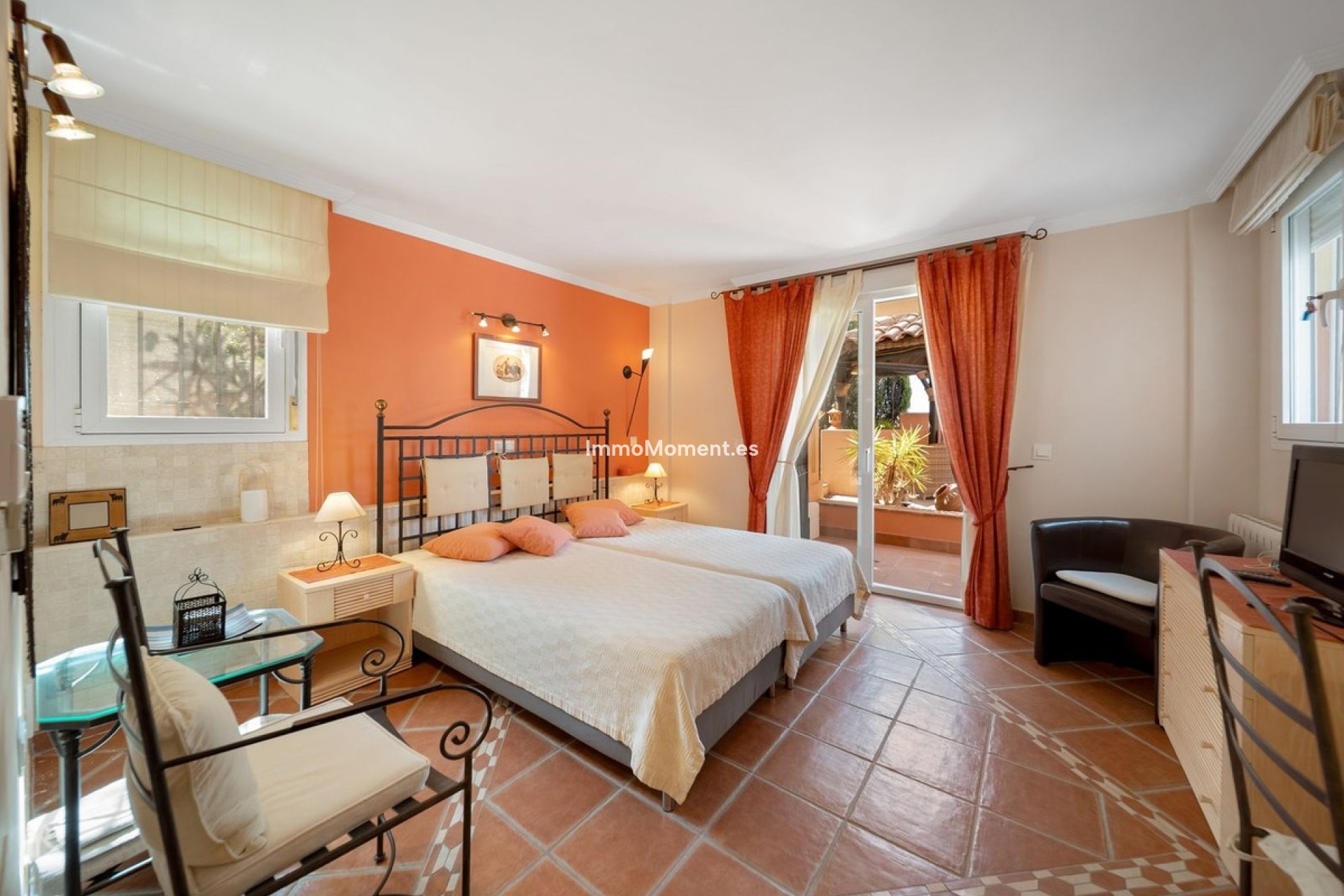 Resale - Villa - Mijas - Mijas Centro