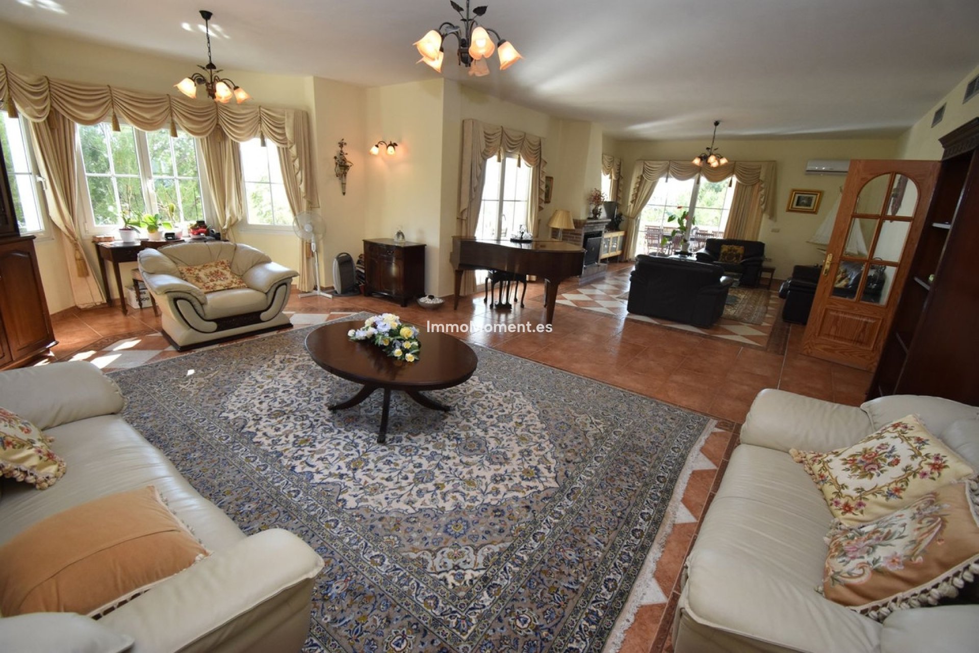 Resale - Villa - Mijas - Mijas Centro