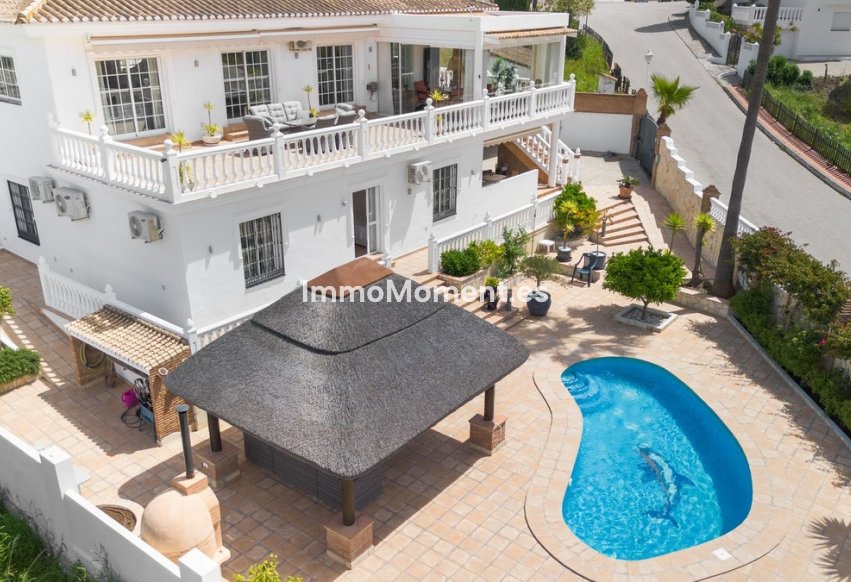 Resale - Villa - Mijas - Mijas Centro