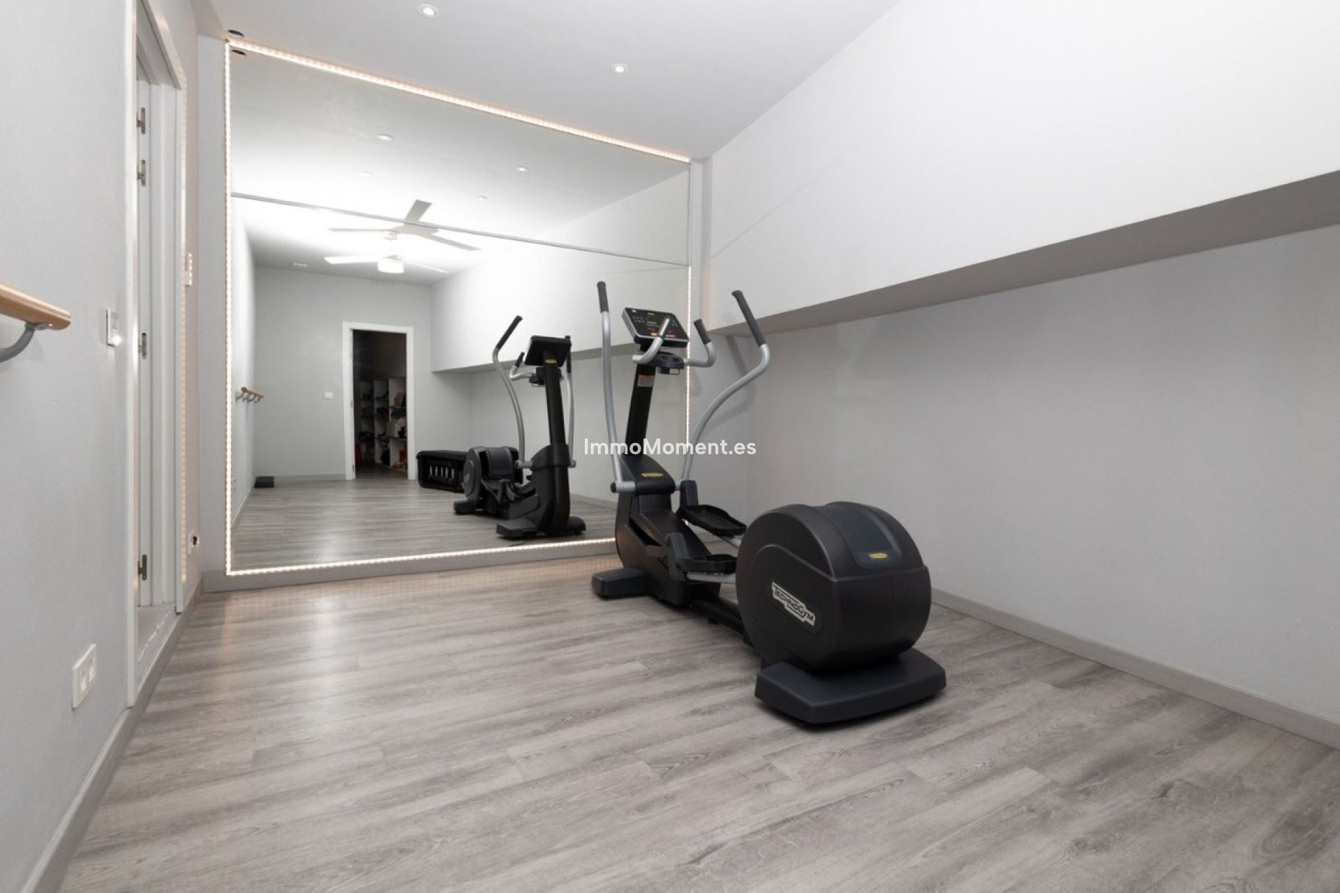 Resale - Villa - Mijas - Mijas Costa