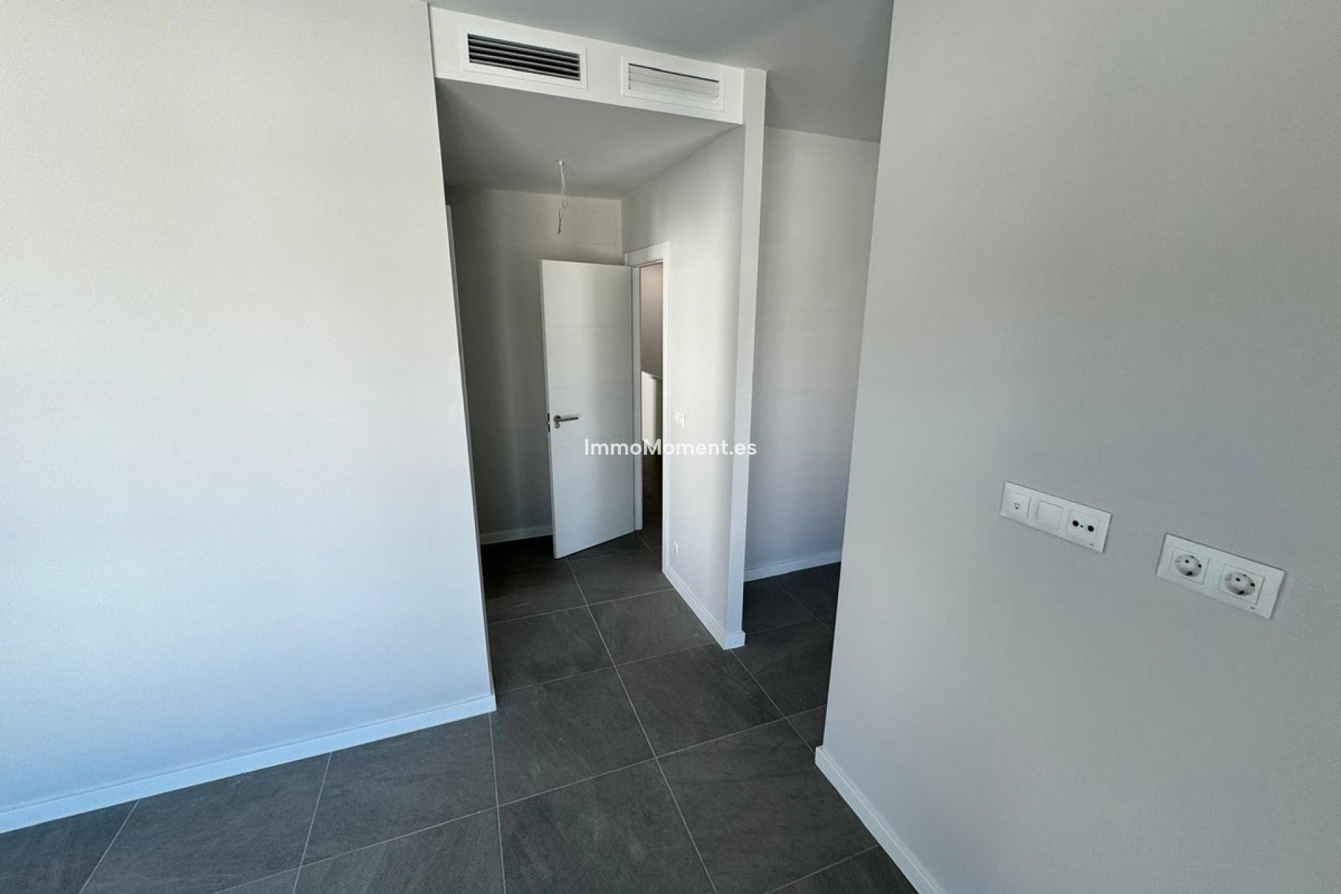 Resale - Villa - Mijas - Mijas Costa