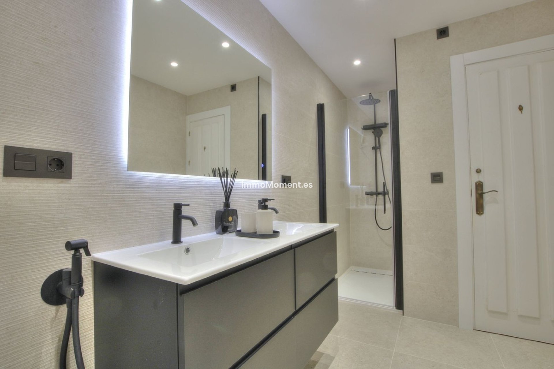 Resale - Villa - Mijas - Mijas Costa