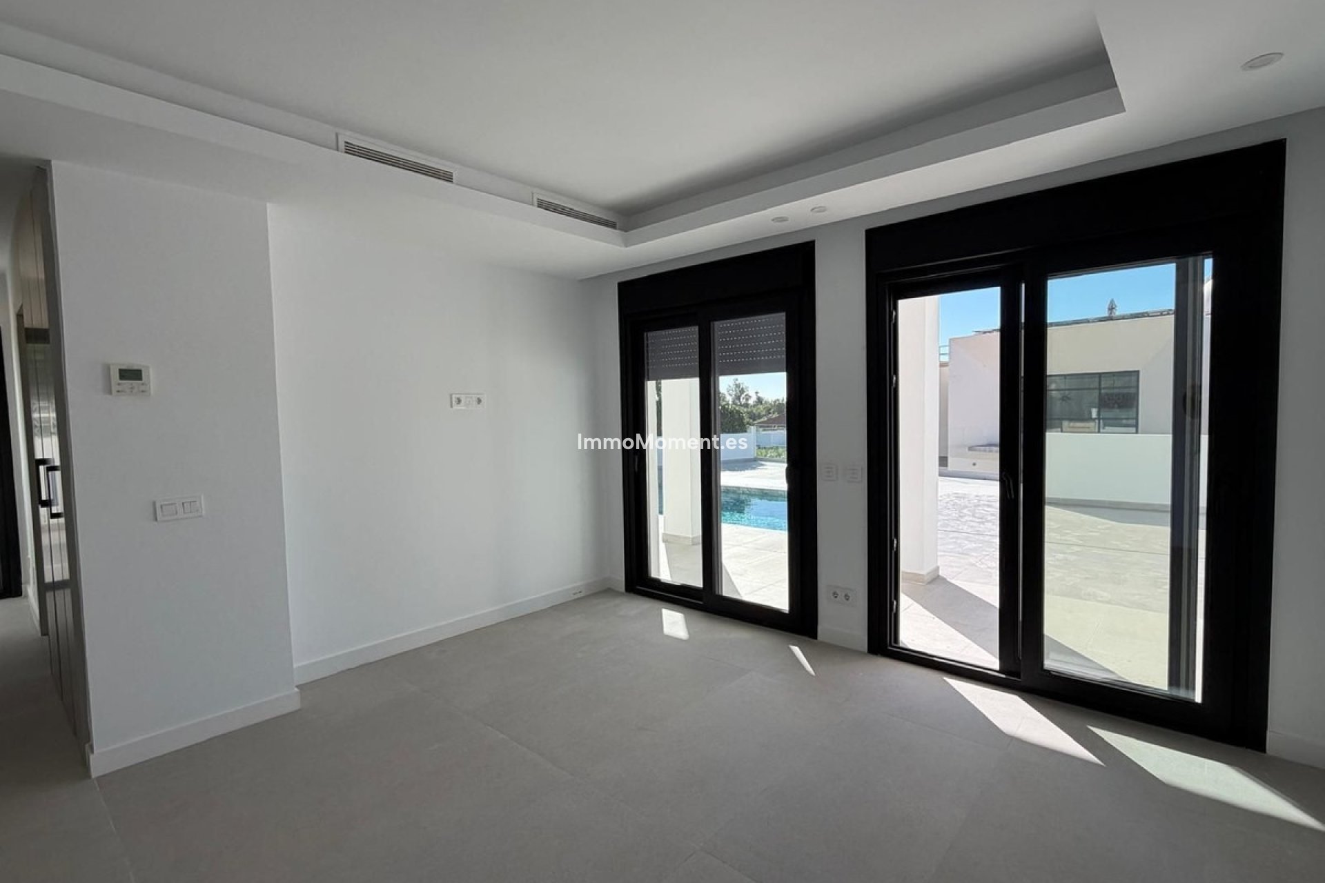 Resale - Villa - Mijas