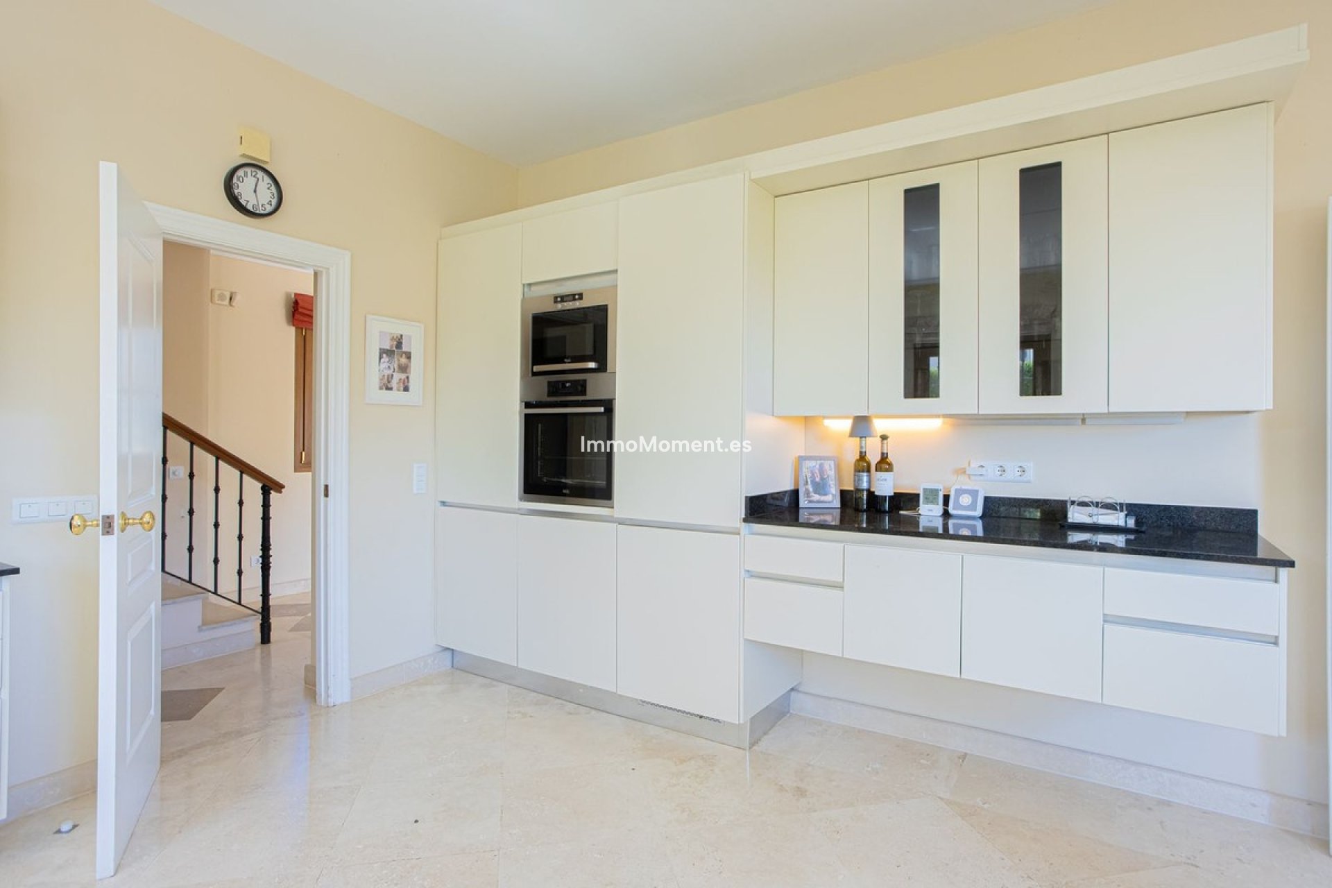 Resale - Villa - New Golden Mile