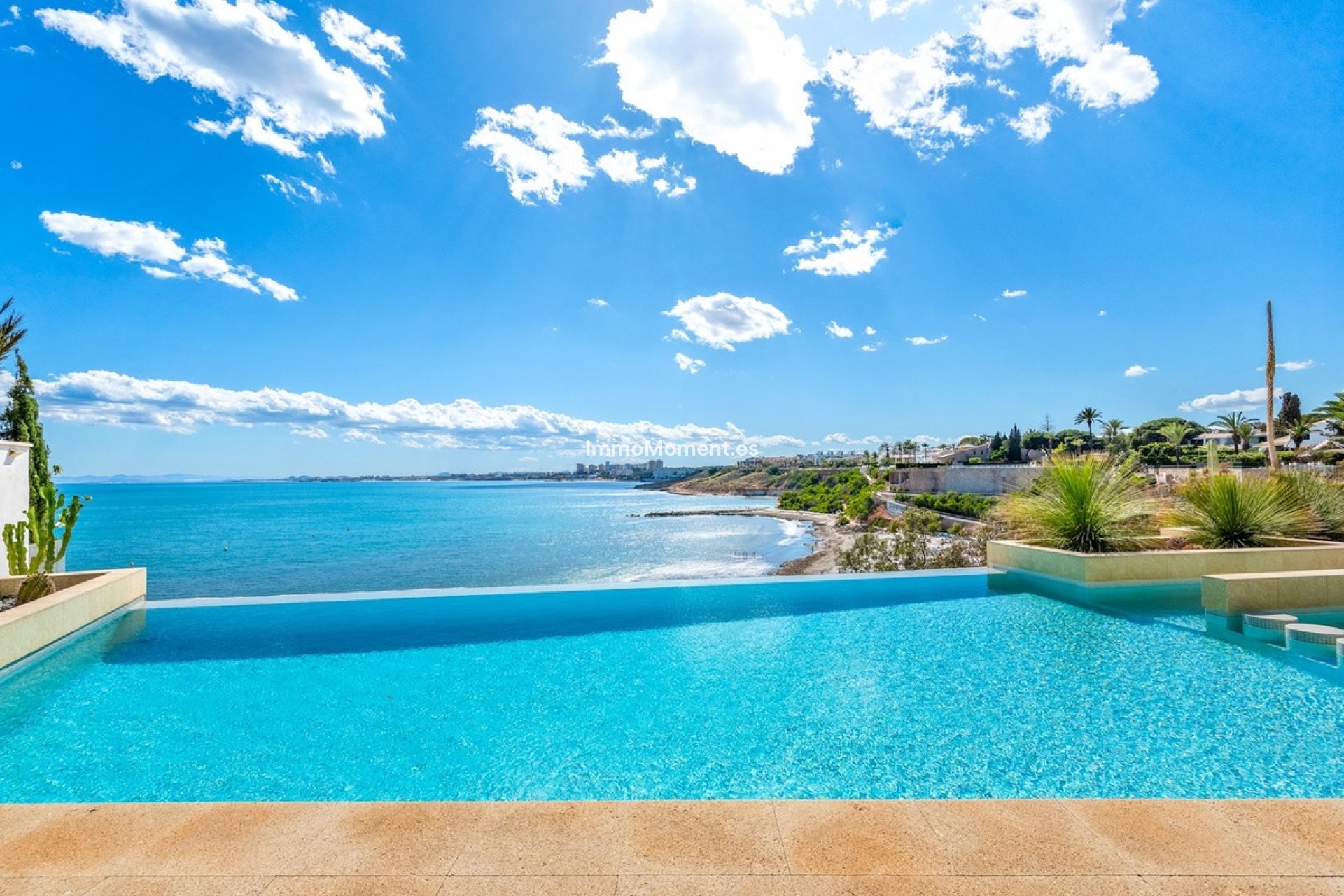 Resale - Villa - Orihuela - Cabo Roig