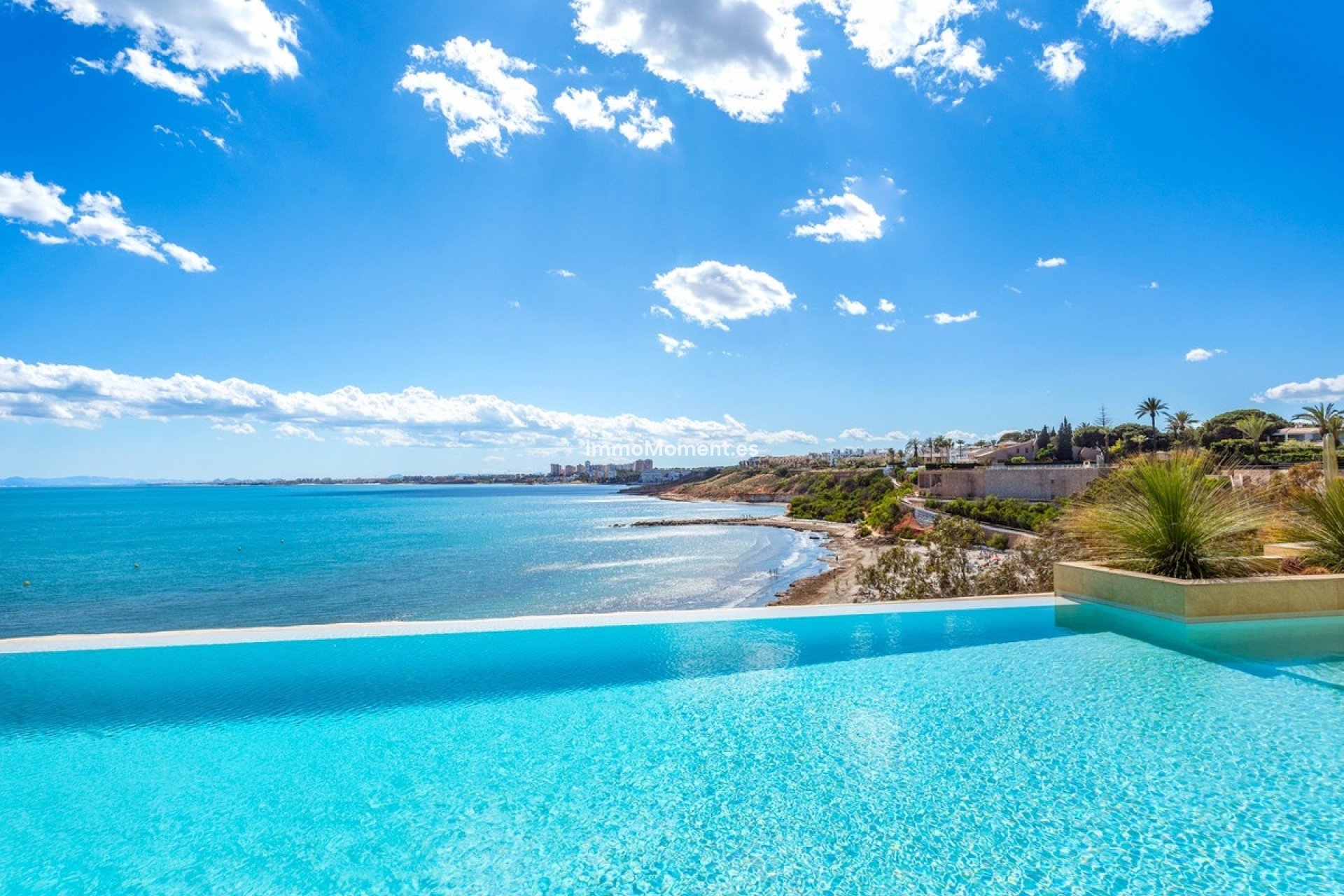 Resale - Villa - Orihuela - Cabo Roig