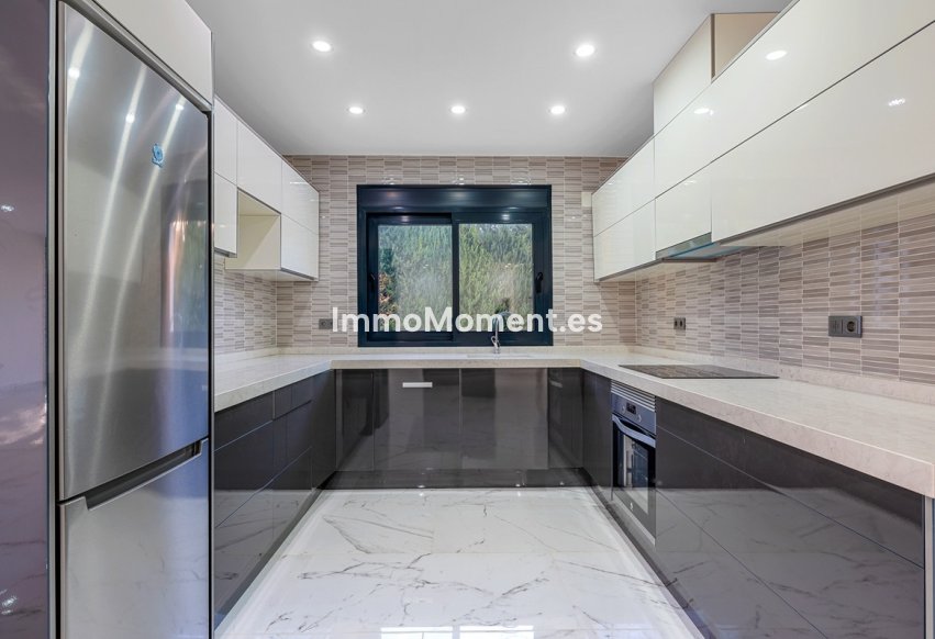 Resale - Villa - Orihuela - Campoamor