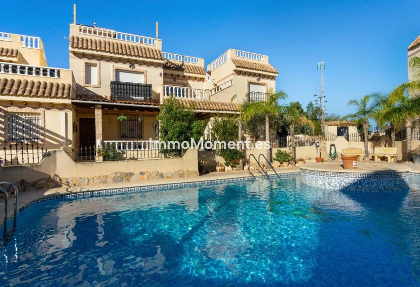 Resale - Villa - Orihuela - La Florida