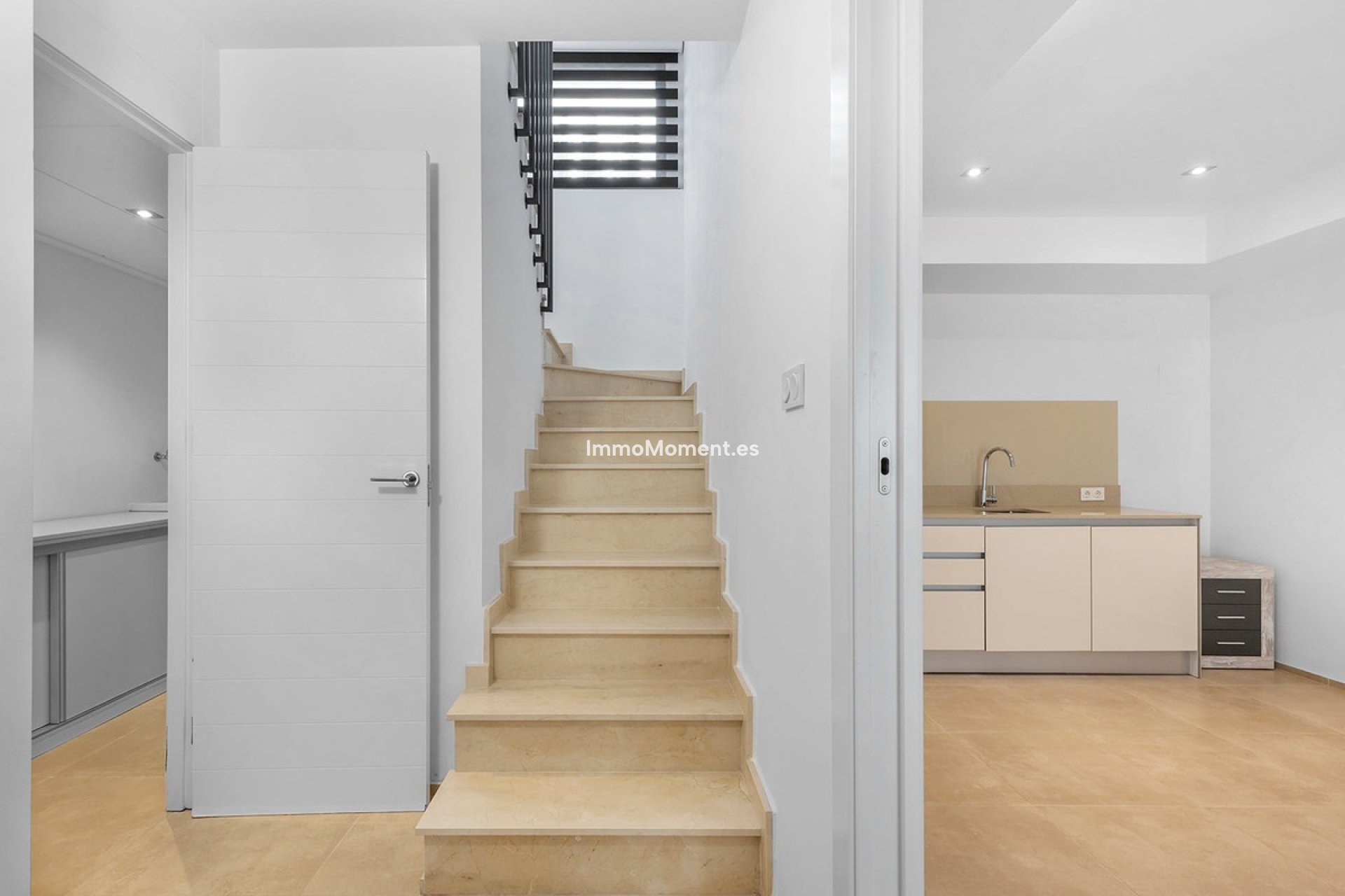 Resale - Villa - Orihuela - La Zenia