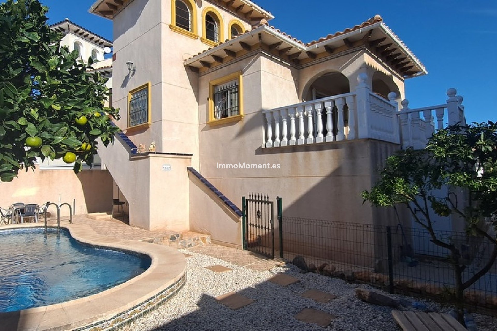 Resale - Villa - Orihuela - La Zenia