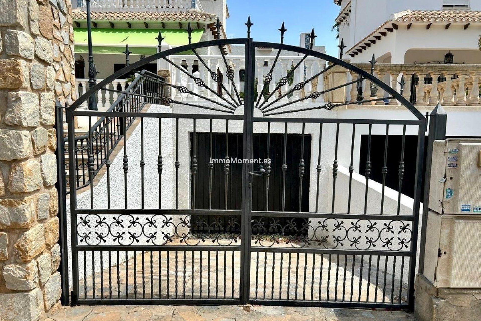 Resale - Villa - Orihuela - La Zenia