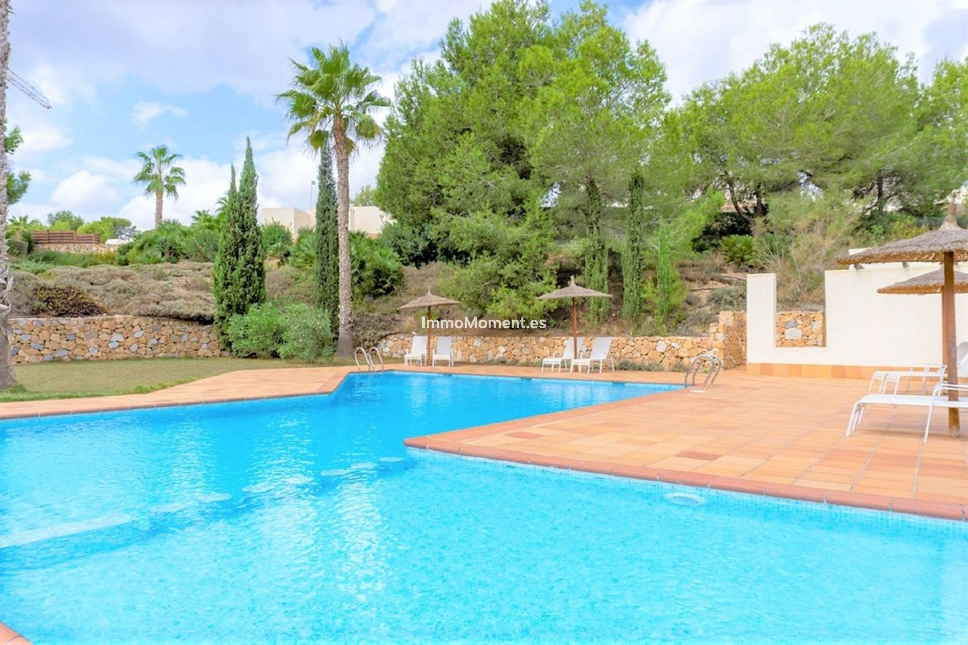 Resale - Villa - Orihuela - Las Colinas Golf