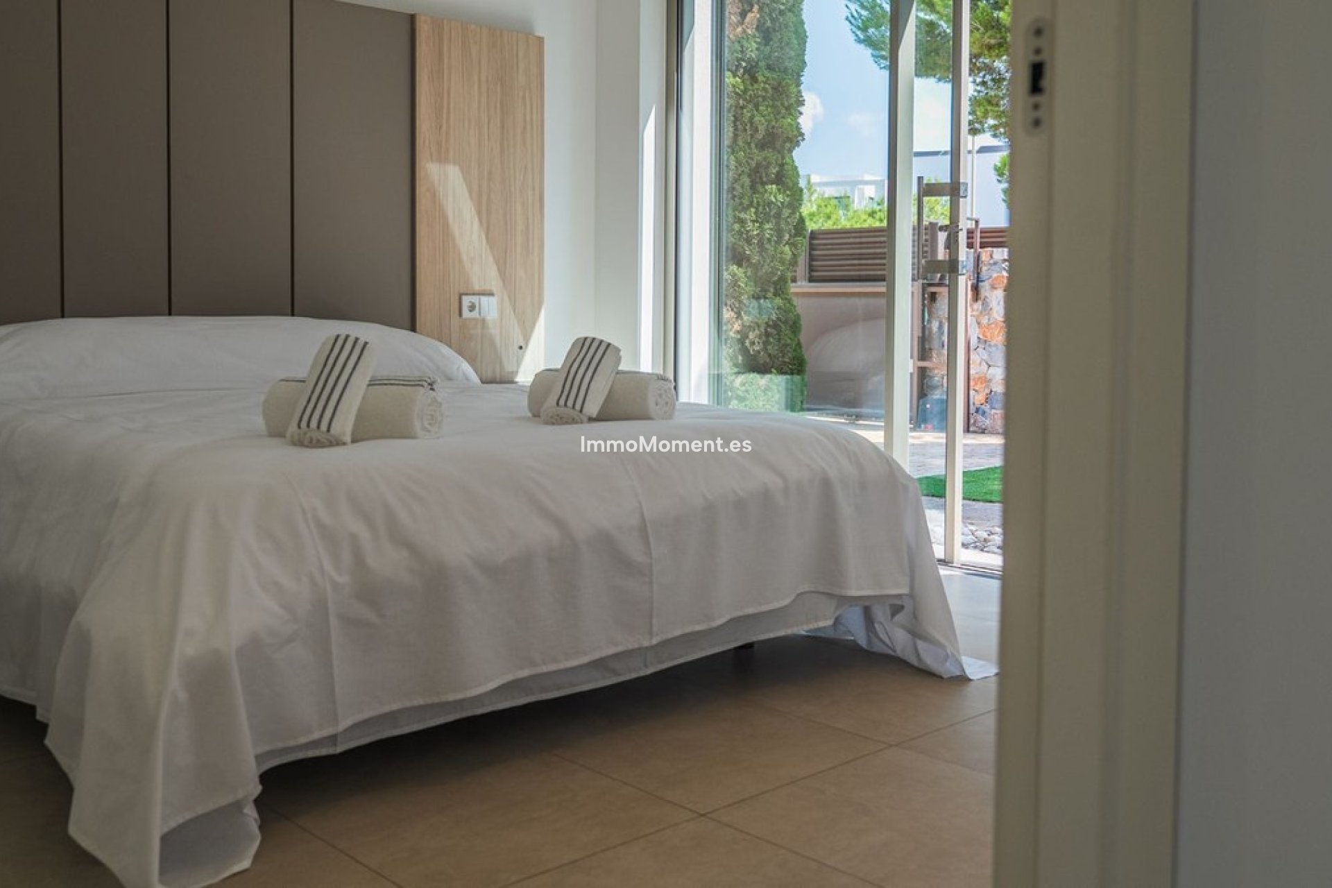 Resale - Villa - Orihuela - Las Colinas Golf