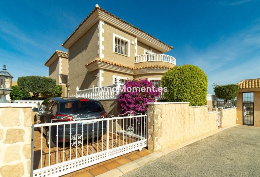 Resale - Villa - Orihuela - Los Altos