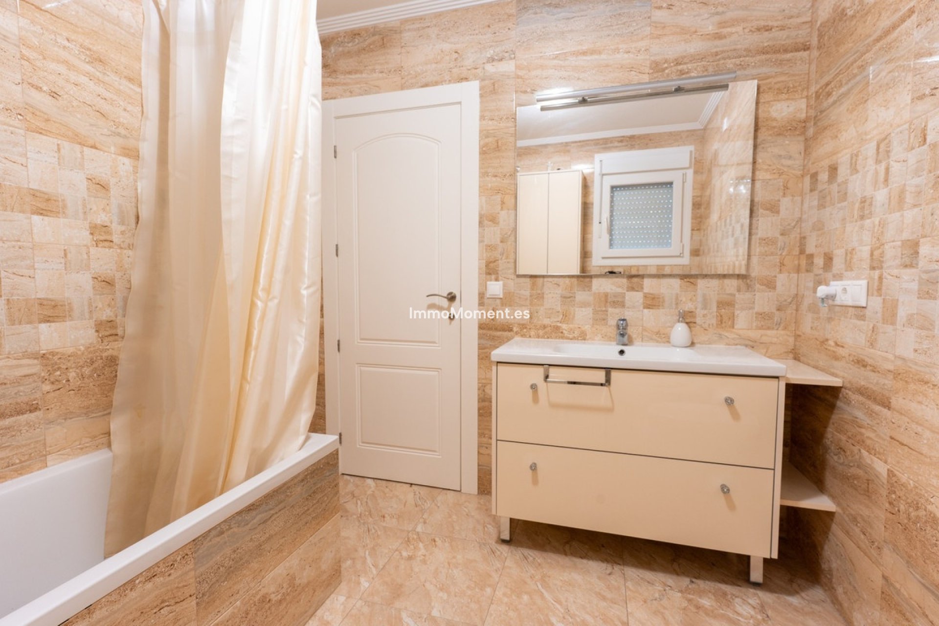 Resale - Villa - Orihuela - Los Balcones