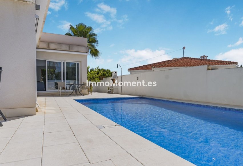 Resale - Villa - Orihuela - Mil Palmeras