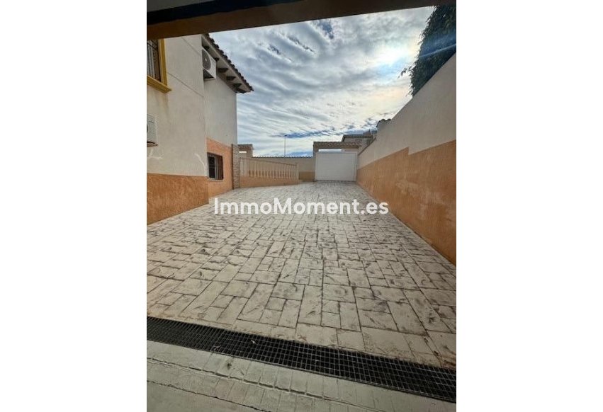 Resale - Villa - Orihuela - Orihuela Costa