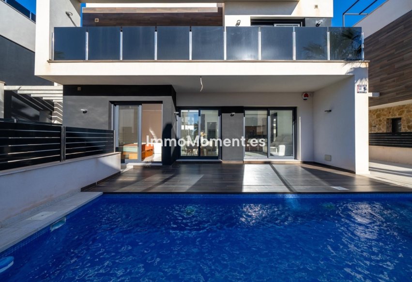 Resale - Villa - Orihuela - Orihuela Costa