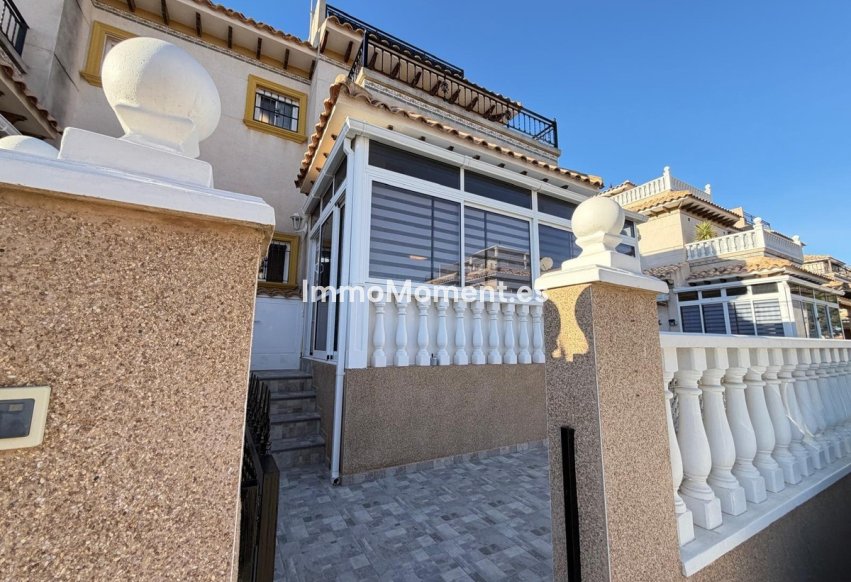 Resale - Villa - Orihuela - Orihuela Costa
