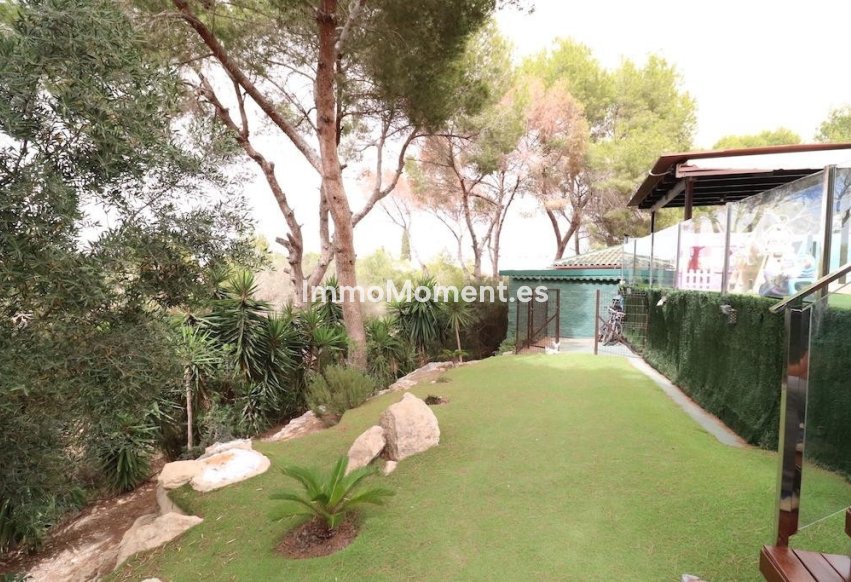 Resale - Villa - Orihuela - Orihuela Costa
